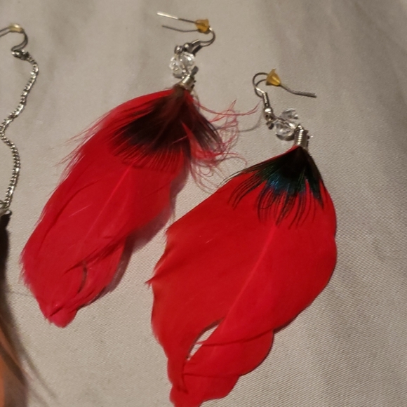 Feather Fans - Picture 2 of 3